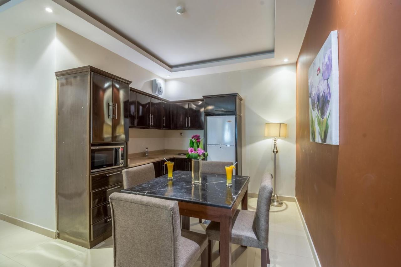Al Muhaidb Jarir - Al Malaz Riadh Exterior foto