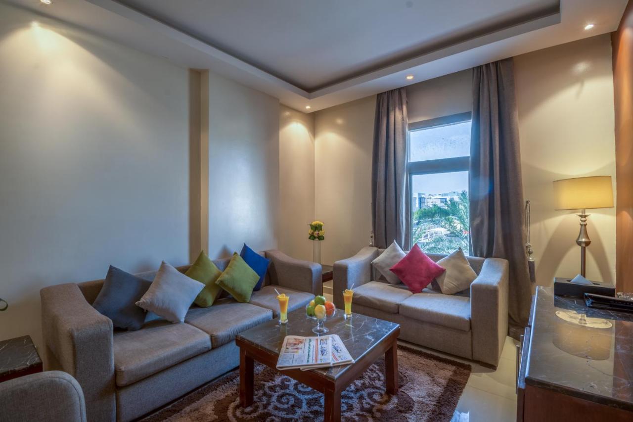 Al Muhaidb Jarir - Al Malaz Riadh Exterior foto
